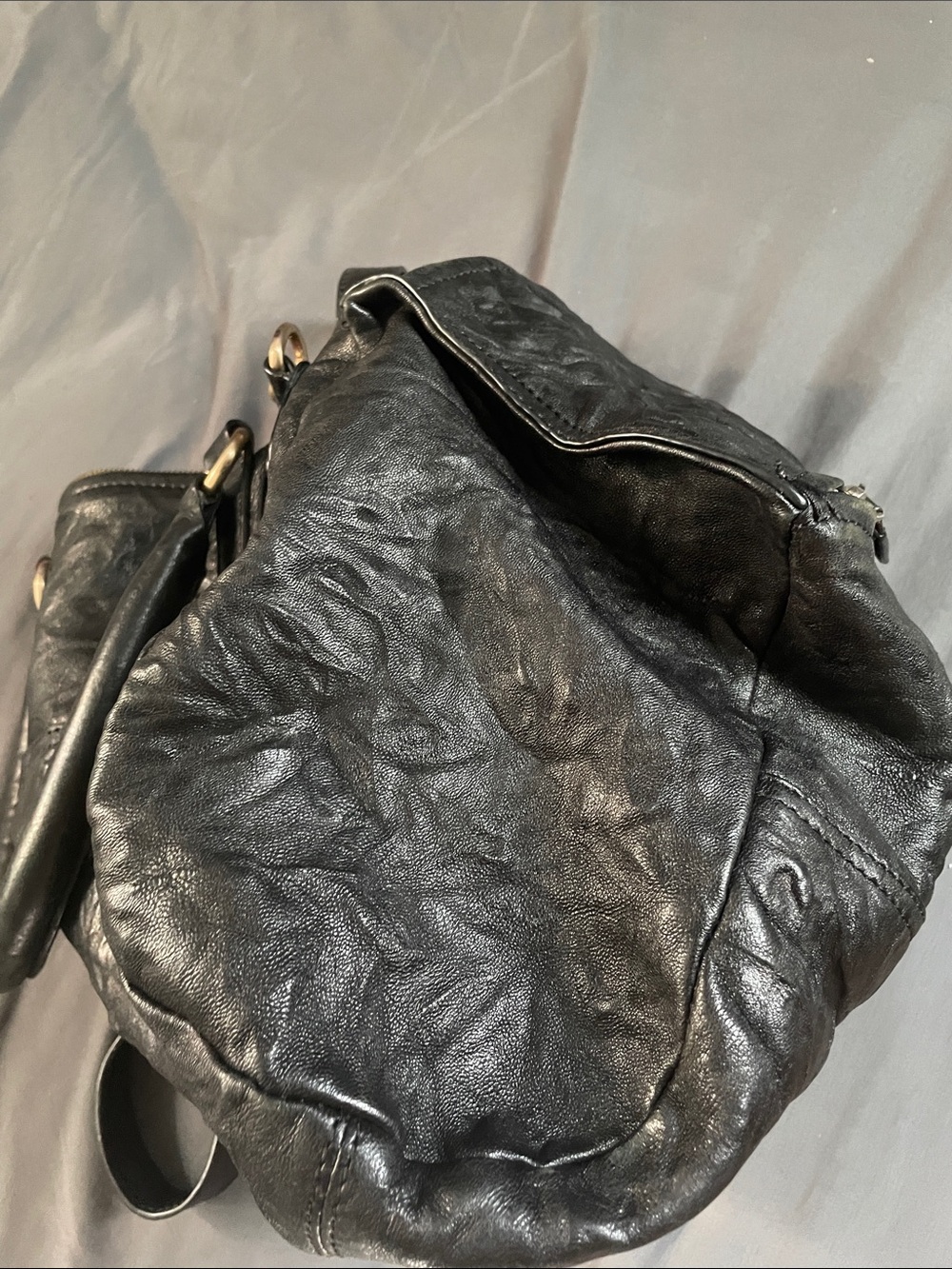 GIVENCHY Black Leather Zip-Front Shoulder Bag. - Picture 11 of 17